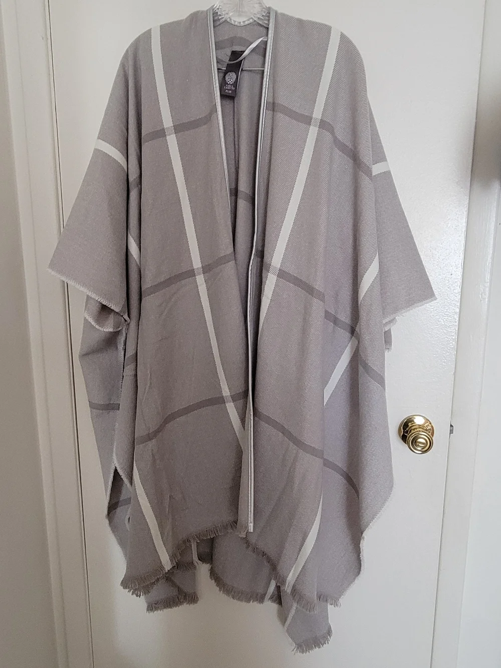Vince Camuto Gray and Cream Plaid Wrap Scarf